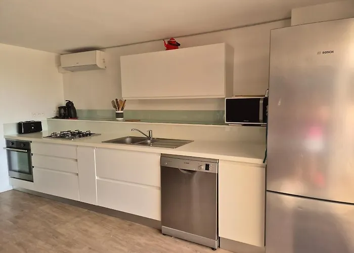 Apartment Corse Du Sud Les Pieds Dans L'eau ! Zonza